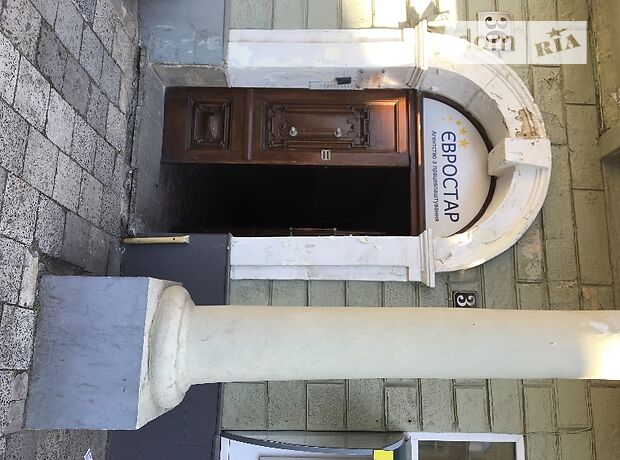 Rent an office in Lviv on the Avenue Shevchenka per 11142 uah. 