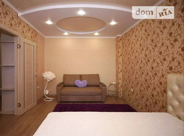 Rent daily an apartment in Poltava on the St. Kotliarevskoho 10 per 800 uah. 