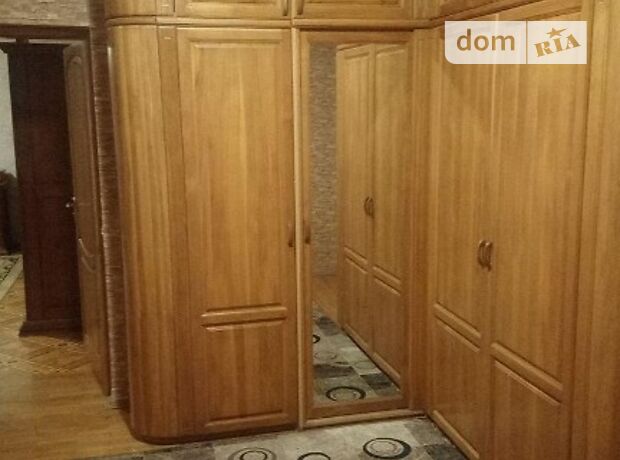 Rent an apartment in Kyiv on the St. Tymoshenka marshala per 14000 uah. 