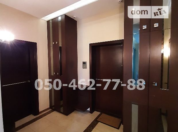 Rent an apartment in Kyiv on the St. Drahomyrova Mykhaila 3 per 25070 uah. 