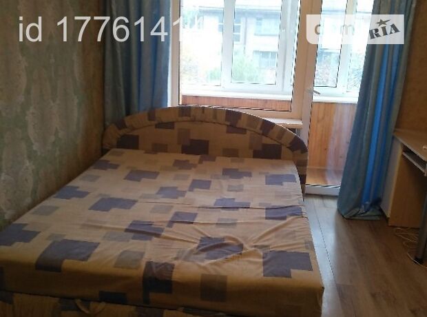 Rent an apartment in Kyiv on the Avenue Vidradnyi 40а per 9000 uah. 