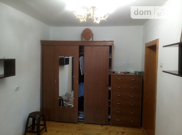 Rent an apartment in Chernivtsi per 5000 uah. 