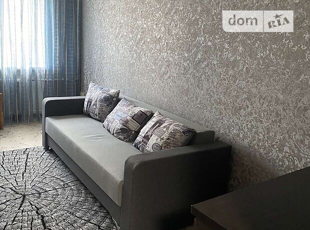 Rent an apartment in Khmelnytskyi on the St. Soborna 43 per 6500 uah. 