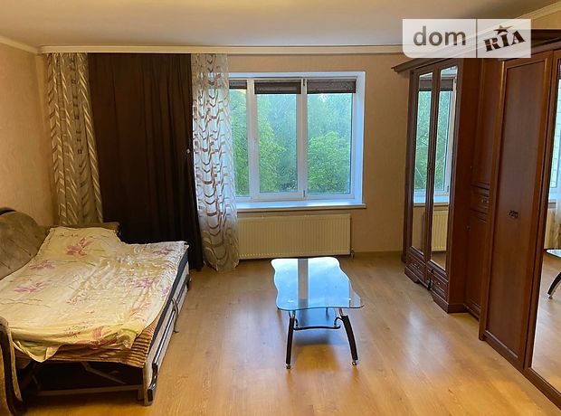 Rent an apartment in Vinnytsia on the St. Keletska 51А per 10000 uah. 