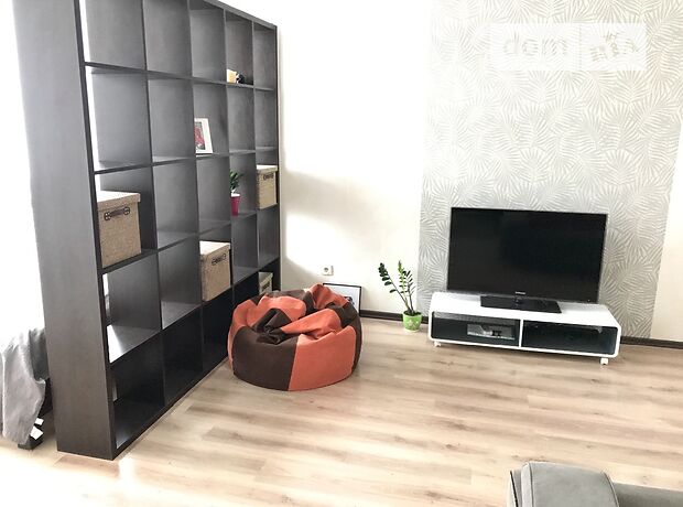 Rent an apartment in Kyiv on the St. Chavdar Yelyzavety per 13000 uah. 