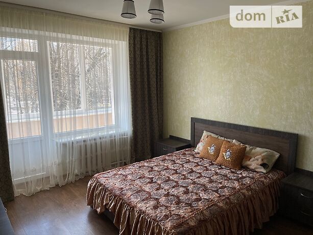 Зняти квартиру в Хмельницькому на вул. Володимирська за 10000 грн. 
