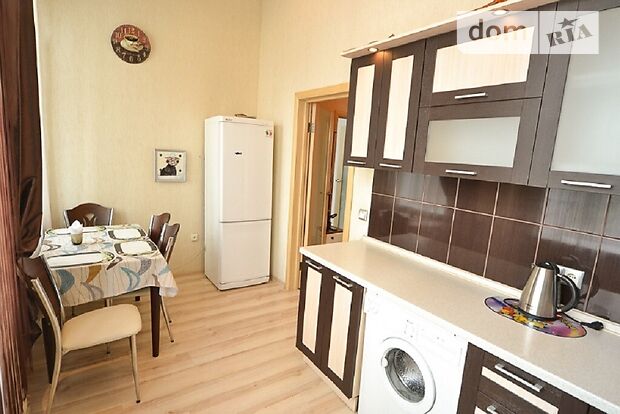Снять квартиру в Киеве на ул. Саксаганского за 33149 грн. 