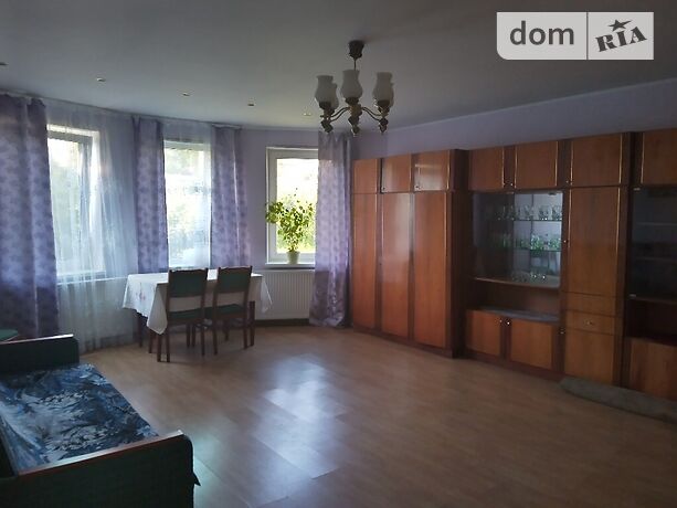 Rent a house in Ternopil on the St. Ternopilska per 1500 uah. 