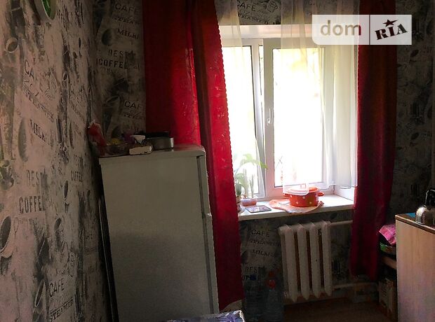 Rent an apartment in Kremenchuk on the lane Hvardiiskyi 3 per 3800 uah. 