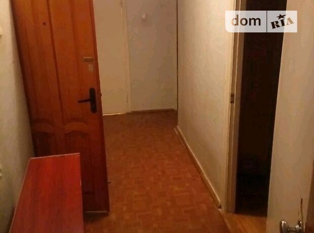 Rent an apartment in Rivne per 4400 uah. 