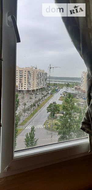 Rent an apartment in Mykolaiv on the St. Lazurna per 9500 uah. 