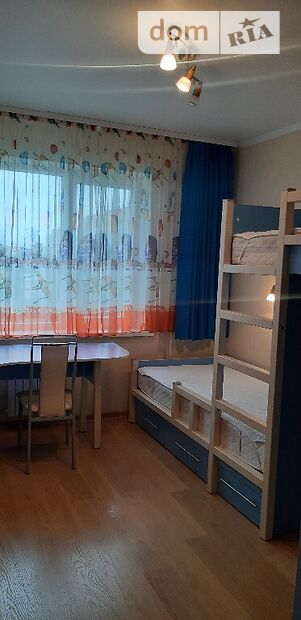 Зняти квартиру в Миколаєві на вул. Лазурна за 9500 грн. 