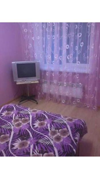 Rent daily a room in Odesa on the St. 1-a Sadova per 200 uah. 
