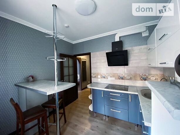 Rent an apartment in Kyiv on the St. Hmyri Borysa 16 per 12000 uah. 
