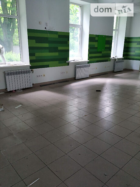 Rent an office in Lutsk on the Avenue Voli 52 per 72268 uah. 