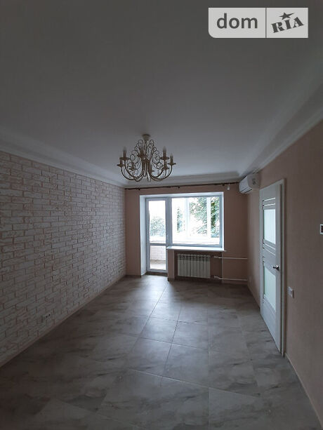 Rent an apartment in Kyiv on the St. Orlyka Pylypa per 20500 uah. 