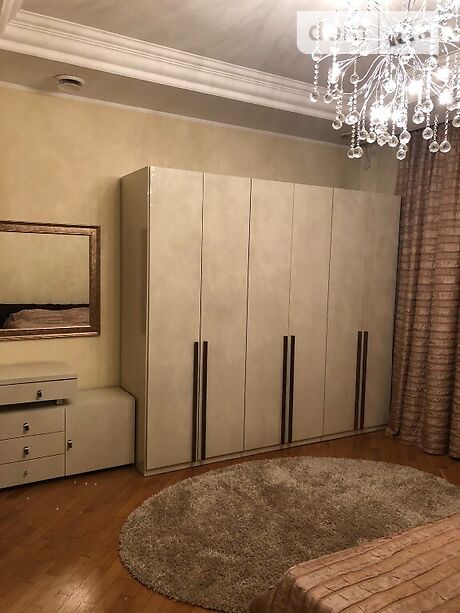 Снять квартиру в Киеве на ул. Евгения Коновальца за 32000 грн. 