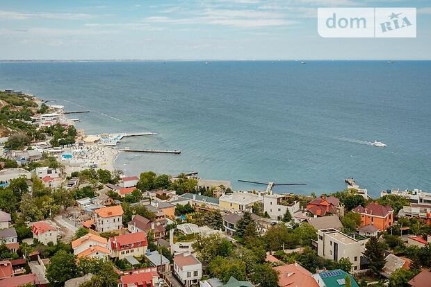 Rent daily an apartment in Odesa on the St. Kamanina 2 per 3500 uah. 