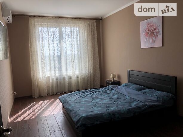 Rent an apartment in Lviv on the St. Porokhova 20 per 10000 uah. 