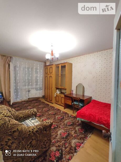 Rent a room in Kyiv on the St. Akhmatovoi Anny per 5000 uah. 