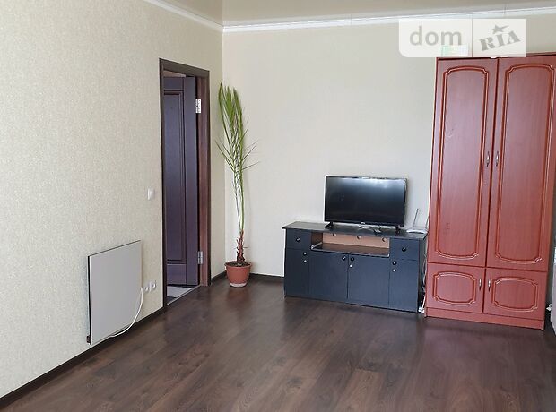 Rent an apartment in Zhytomyr in Bohunskyi district per 5000 uah. 