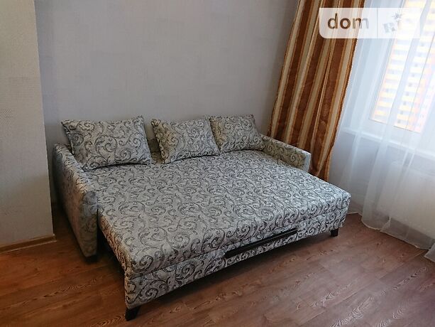 Rent an apartment in Kyiv on the St. Kalnyshevskoho Petra per 10000 uah. 