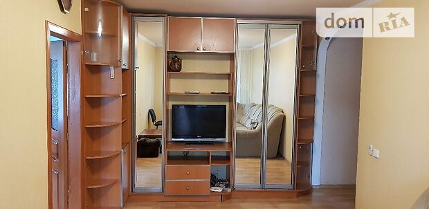 Rent an apartment in Lviv in Sykhіvskyi district per 7100 uah. 