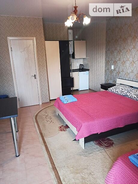 Снять посуточно квартиру в Бердянске на проспект Азовский 80 за 150 грн. 