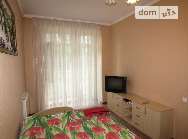 Зняти подобово квартиру в Вінниці на вул. Гоголя 17 за 450 грн. 