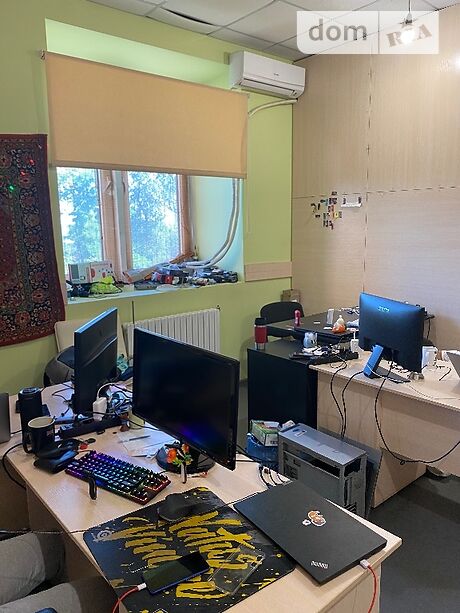 Rent an office in Dnipro on the Avenue Haharina 23 per 52500 uah. 