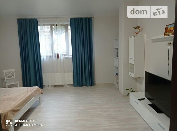 Зняти подобово квартиру в Одесі на вул. Дача Ковалевського за 800 грн. 