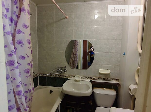 Rent an apartment in Vinnytsia on the St. Dachna per 5000 uah. 