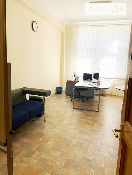 Снять офис в Киеве на ул. Большая Васильковская за 38356 грн. 