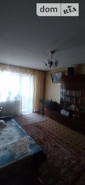 Rent an apartment in Kyiv on the Avenue Hryhorenka Petra per 10000 uah. 