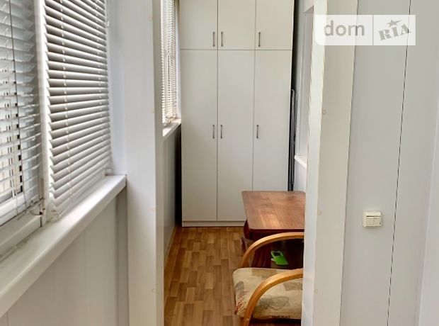 Rent an apartment in Kyiv on the St. Kotarbinskoho Vilhelma 23 per 15000 uah. 