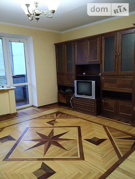 Снять квартиру в Киеве на ул. Симиренко за 8000 грн. 