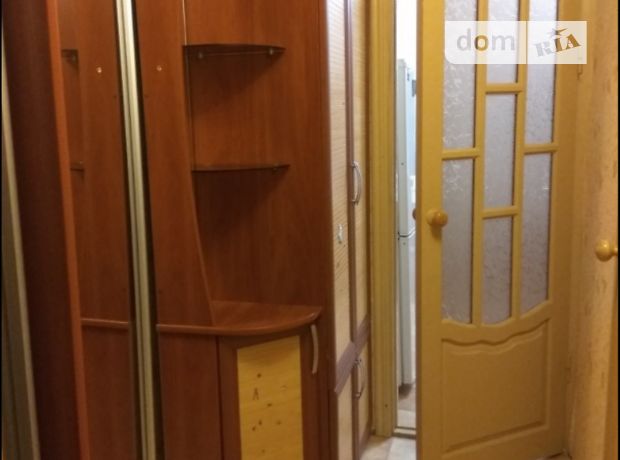 Rent an apartment in Vinnytsia on the St. Oleha Antonova per 7000 uah. 