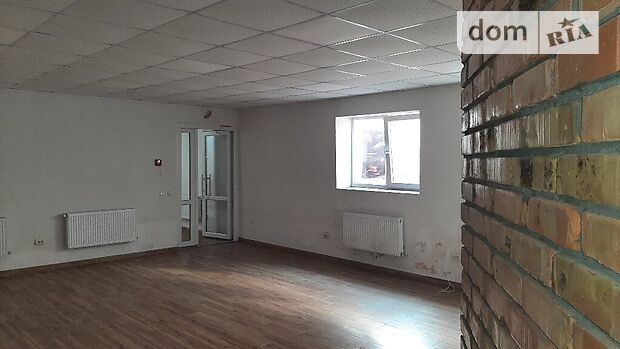 Rent an office in Lutsk on the St. Naberezhna 10 per 13477 uah. 