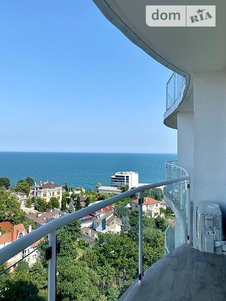 Rent daily an apartment in Odesa on the lane Kordonnyi per 1800 uah. 