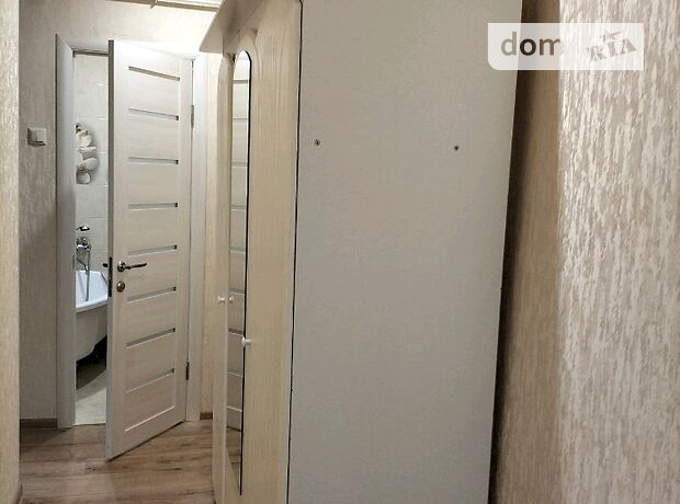 Rent an apartment in Vinnytsia on the St. Lyali Ratushnoi per 5420 uah. 