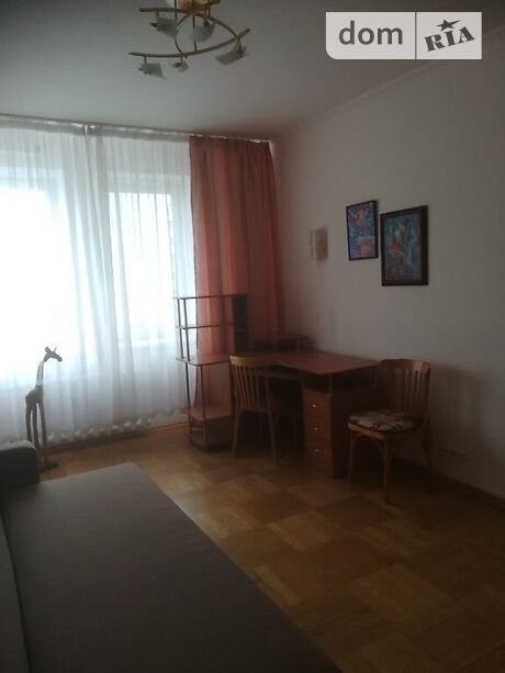Rent a room in Kyiv on the Avenue Bazhana Mykoly 1/4 per 5000 uah. 