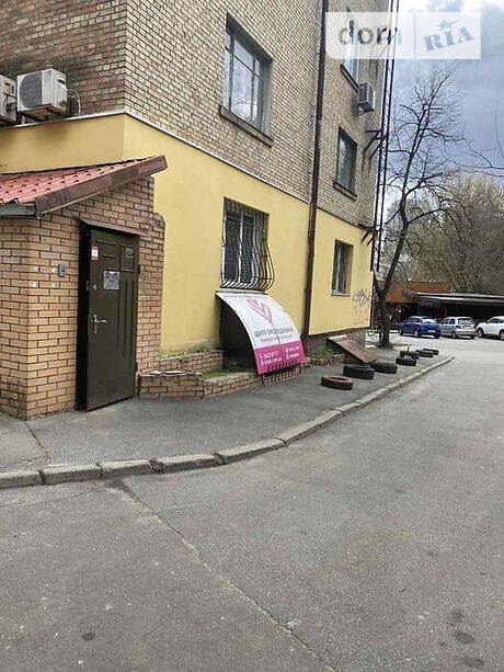 Rent an office in Kyiv in Pecherskyi district per 23500 uah. 