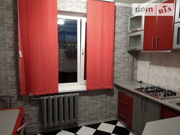 Rent an apartment in Vinnytsia per 6000 uah. 
