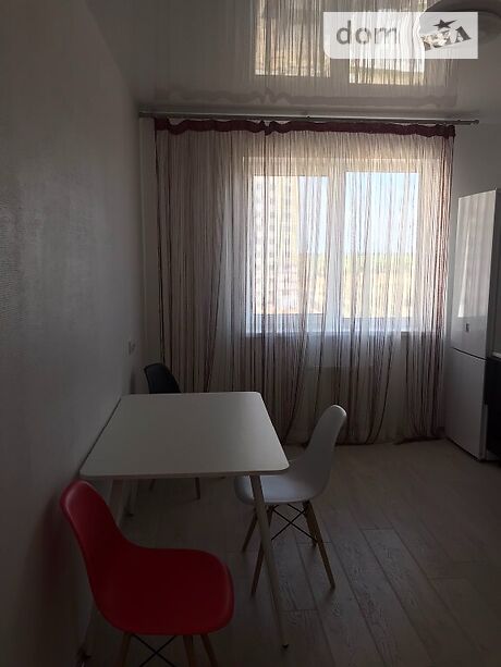 Rent an apartment in Odesa on the St. Akademika Sakharova per 8000 uah. 