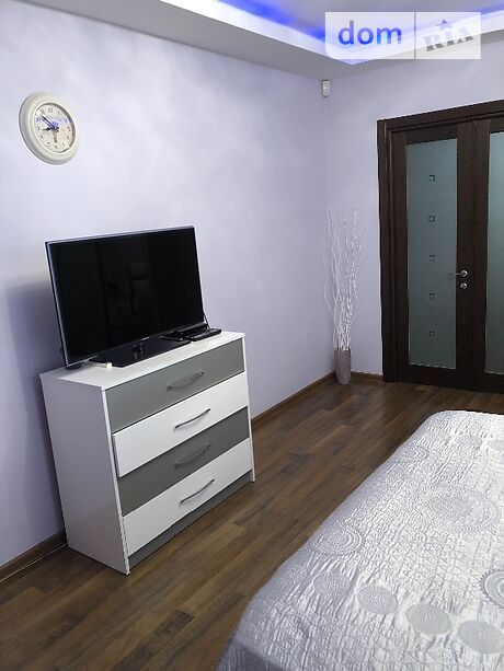 Rent an apartment in Lviv on the St. Dzhona Lenona per 11000 uah. 