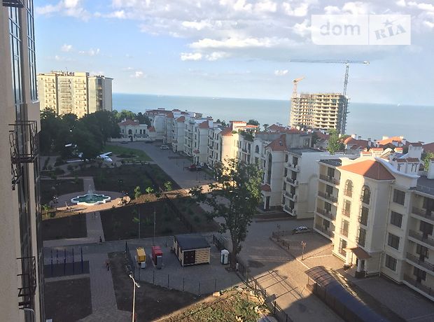 Rent an apartment in Odesa on the Blvd. Frantsuzkyi per 12097 uah. 