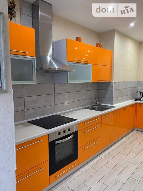 Rent an apartment in Odesa on the St. Semena Paliia 21 per 7500 uah. 
