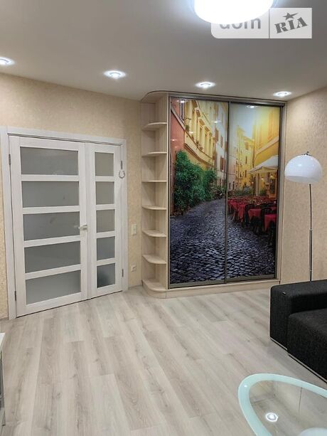 Снять квартиру в Одессе на ул. Семена Палия 21 за 7500 грн. 
