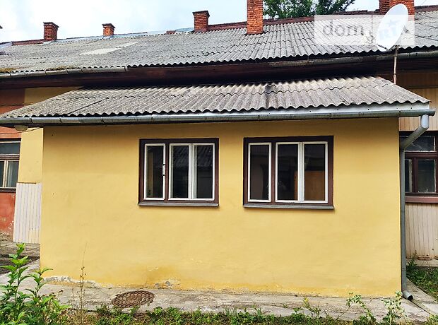 Rent an apartment in Uzhhorod on the St. Voloshyna per 4000 uah. 