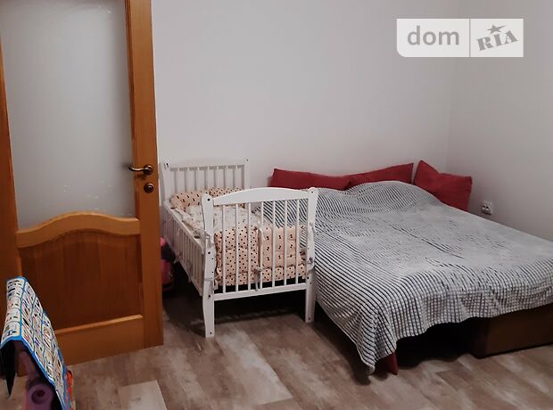 Rent an apartment in Ternopil on the lane Mykulynetskyi per 4500 uah. 